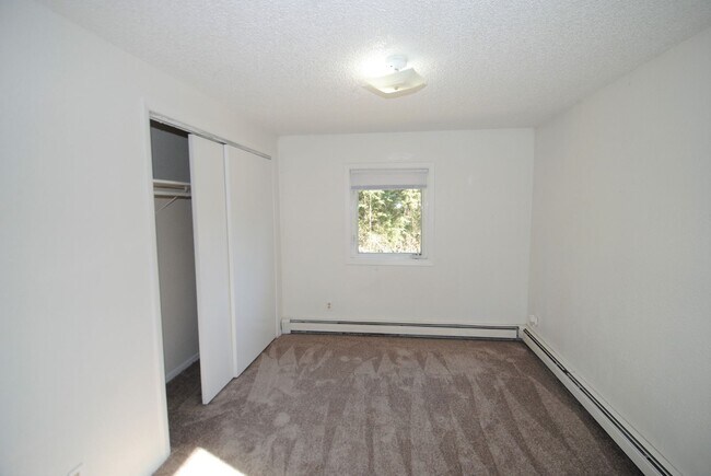 Building Photo - Keeling Rd 795