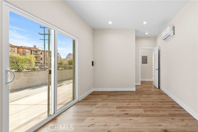 Building Photo - 702 E Glenoaks Blvd
