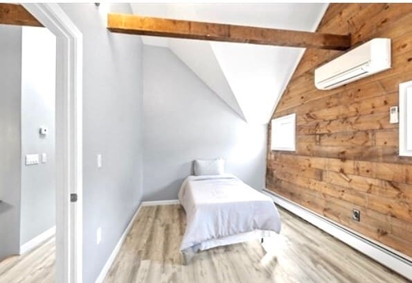 Building Photo - 106 Goodridge St