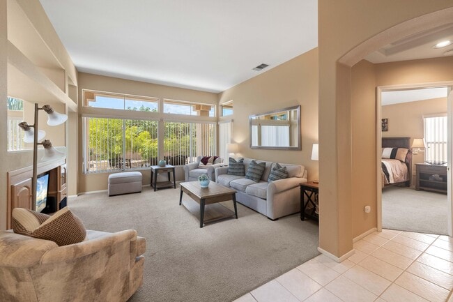 Building Photo - 78975 Champagne Ln