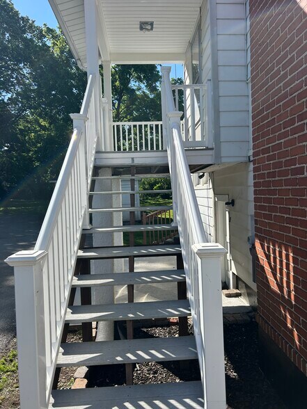 Building Photo - 3426 Fort Ave