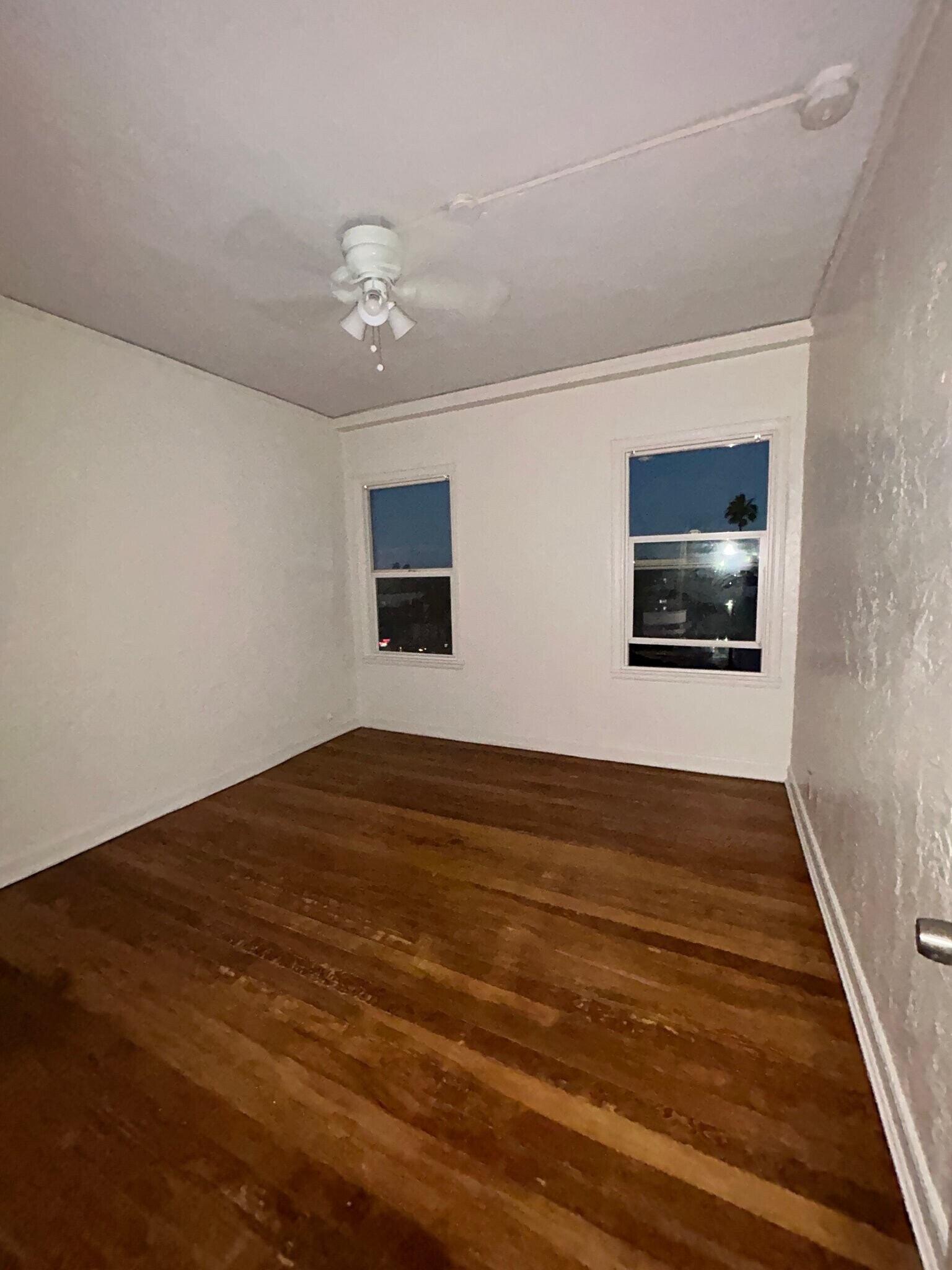 Building Photo - 1523 N McCadden Pl