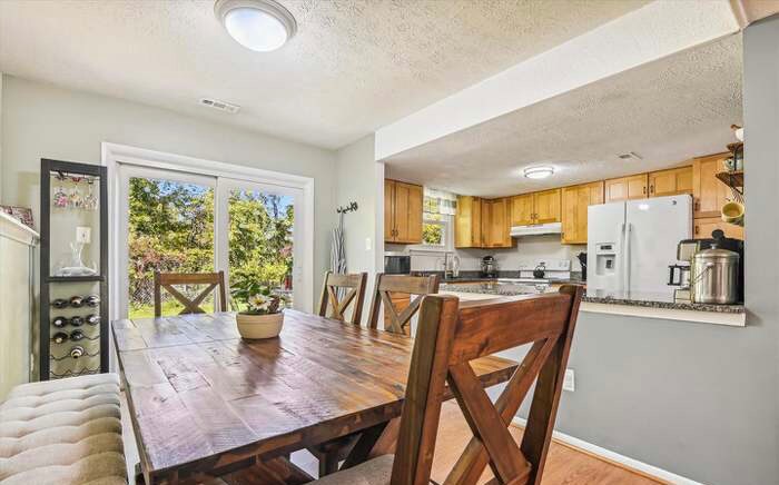 Building Photo - 298 Ternwing Dr