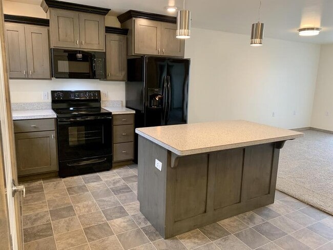 Building Photo - 820 Gibbon St