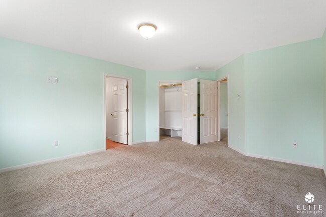 Building Photo - 2454 Tulik Dr