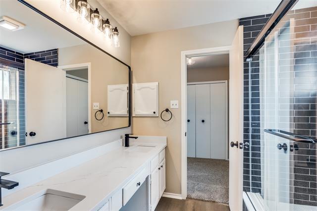 Building Photo - 825 Filmore Dr