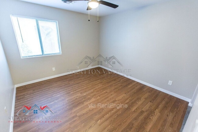 Building Photo - 6714 E Flynn Ave