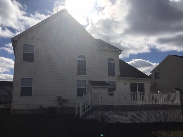 Building Photo - 1130 Mastell Dr