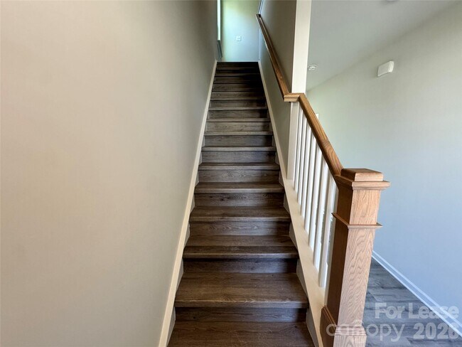 Building Photo - 1011 Maylen Trce