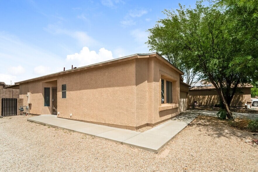 Building Photo - 6797 W Copperwood Way