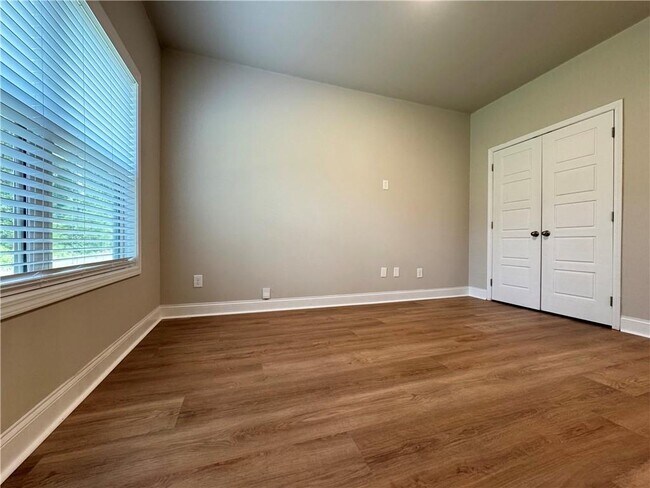 Building Photo - 435 Brown Dove Ln