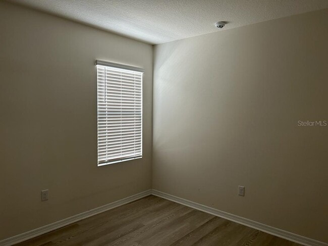 Building Photo - 1053 Berry Ln