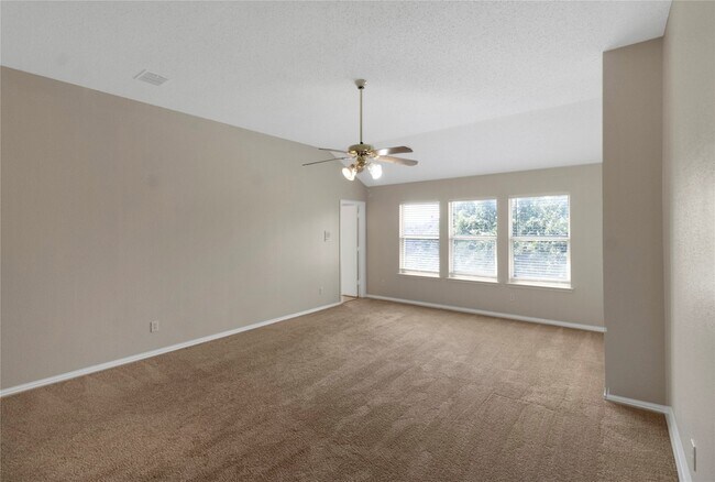 Building Photo - 2 Watergrove Ct