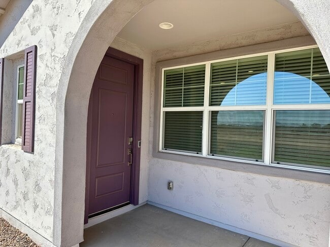 Building Photo - Amazing NEWER Lennar home in Hawes Crossing