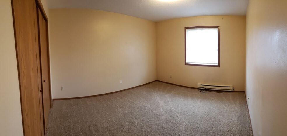 Building Photo - 1008 Dano Cir