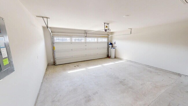 Building Photo - "Spacious 4-Bedroom Gem on Luella Drive – Your Perfect Killeen Retreat!"