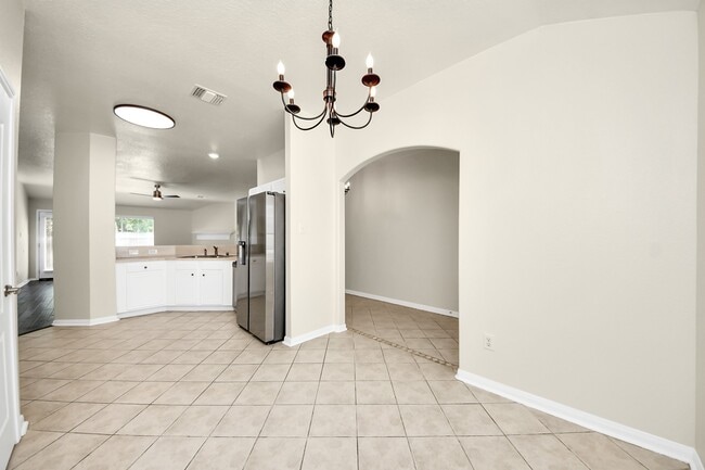 Building Photo - 5114 Santrey Dr