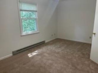 Building Photo - 1136 Robin Hood Ct