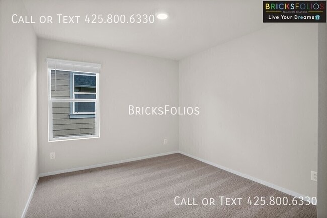 Building Photo - 1209 SW Pendleton Way