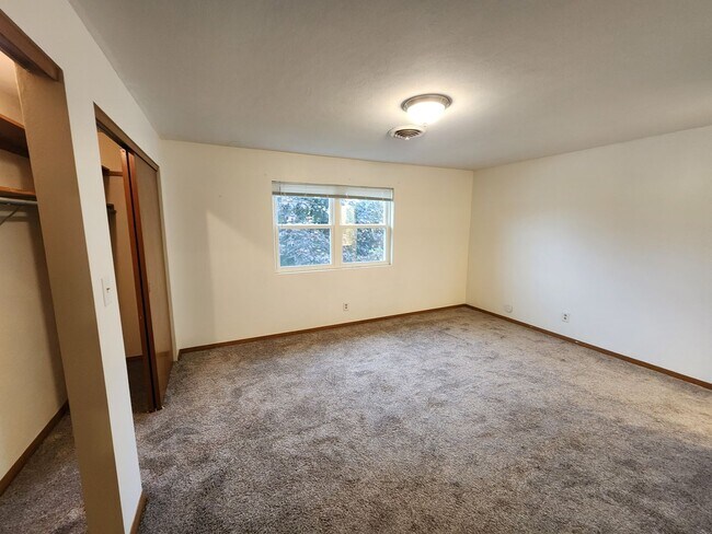 Building Photo - 3618 37th Ave