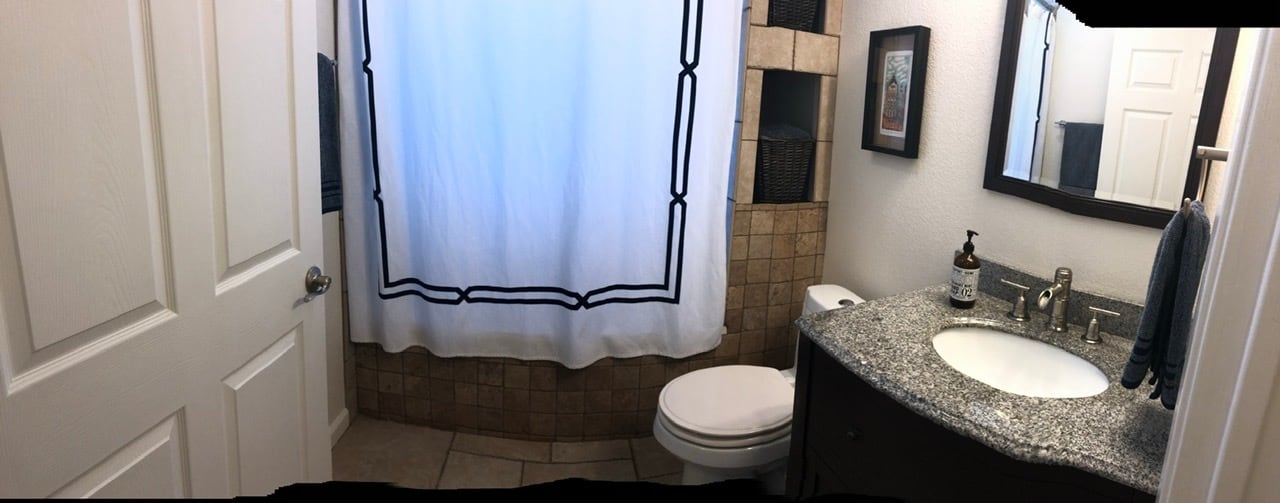 Hallway bathroom - 1605 Elizabeth Blvd