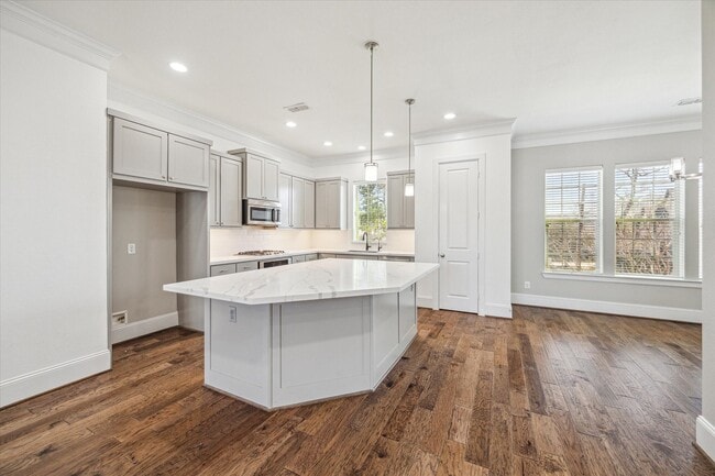 Building Photo - 1418 Apsley Mnr Trl