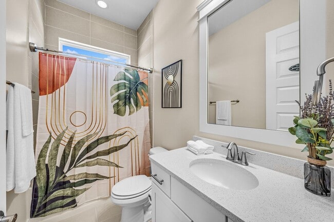 Building Photo - 79 Grande Pointe Dr