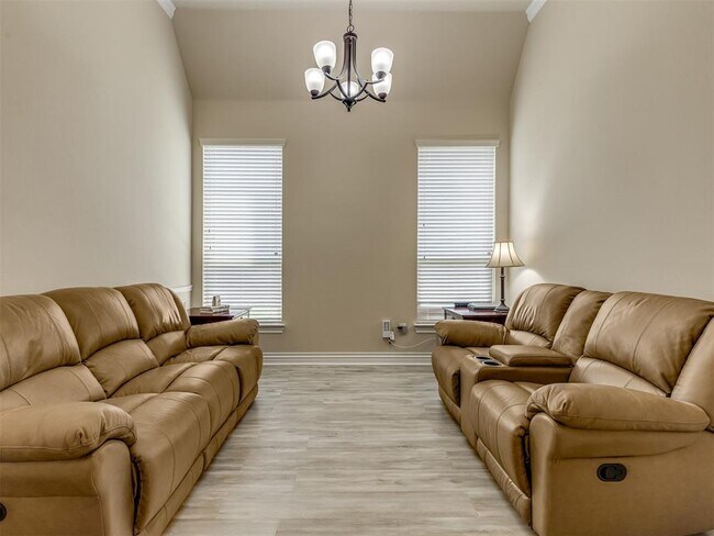 Building Photo - 2500 Cordgrass Ln