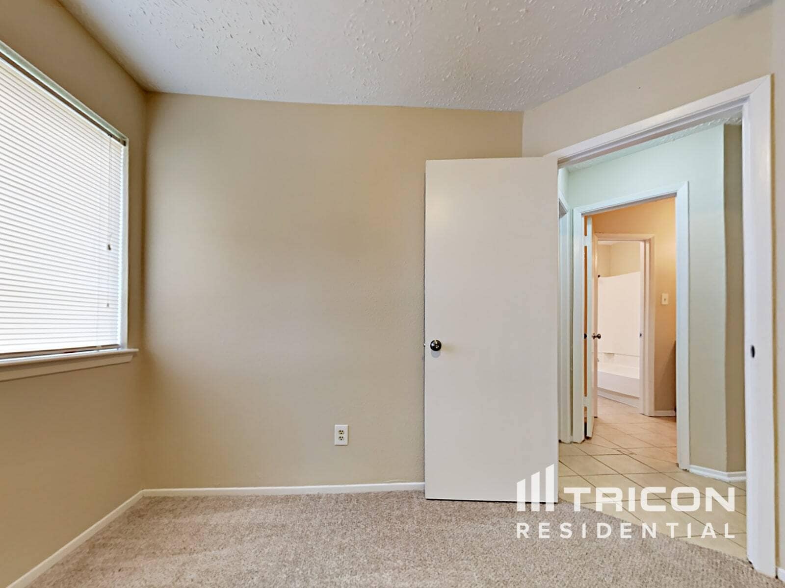 Building Photo - 9515 Denbridge Dr