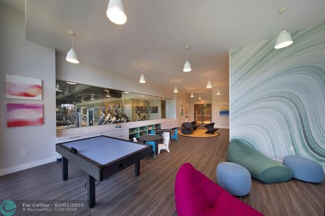 Building Photo - 16385 Biscayne Blvd