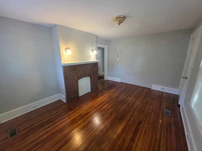 Building Photo - 4438 Stowe St