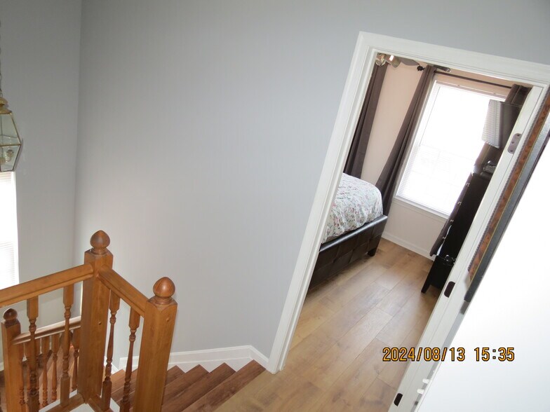 Building Photo - 5011 Jurel Ct