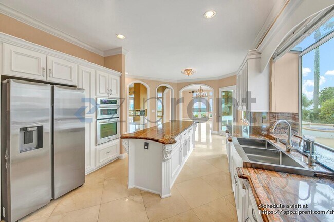 Building Photo - 20 Sierra Vista