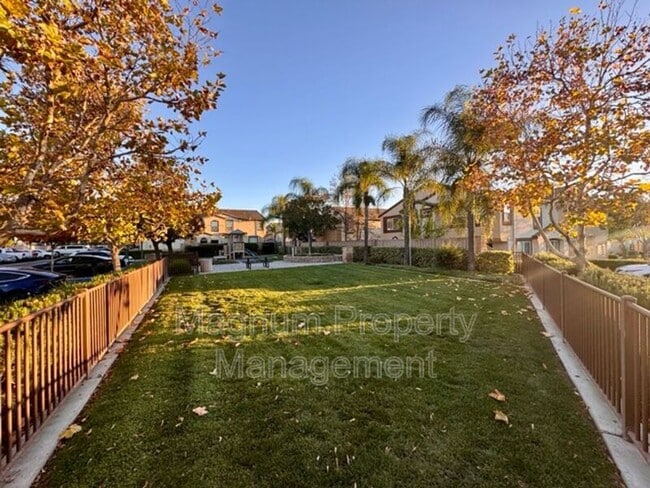 Building Photo - 41685 Woodridge Ave