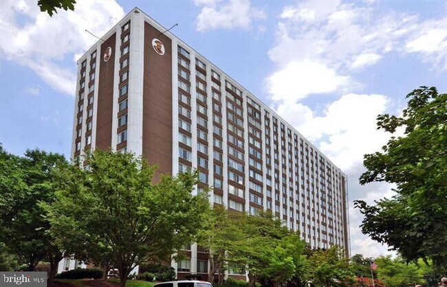 Building Photo - 11801 Rockville Pike