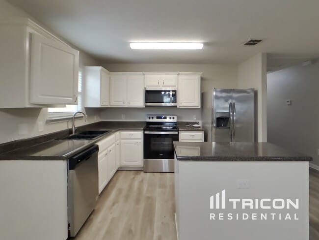 Building Photo - 11443 Coral Canyon