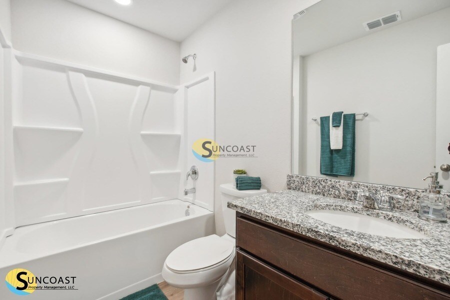 Building Photo - 7655 Mailes Ct