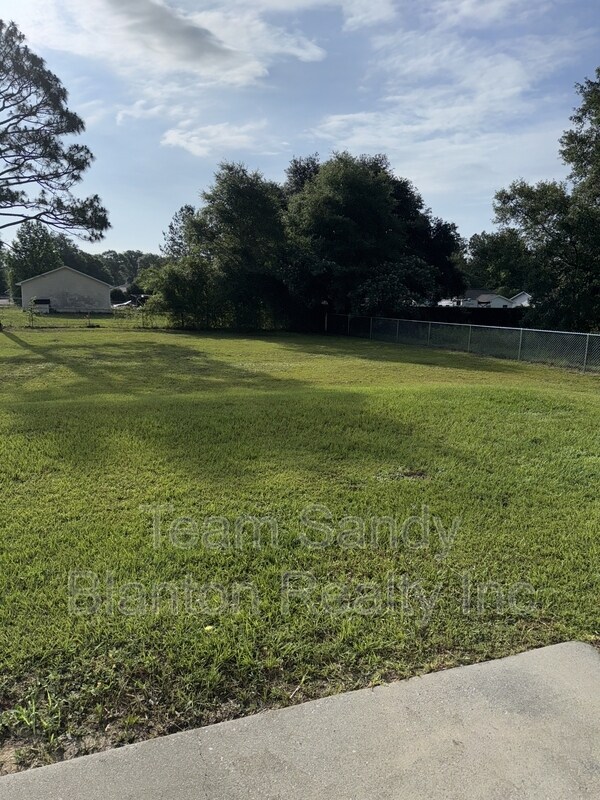 Building Photo - 7728 Bogey Ln