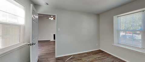 Building Photo - 10356 Chelmsford Dr