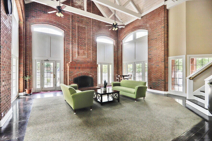 Building Photo - 10703 Hampton Mill Ter