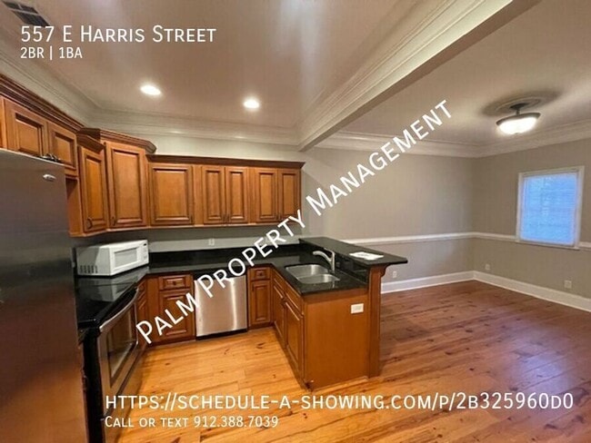 Building Photo - 557 E Harris St