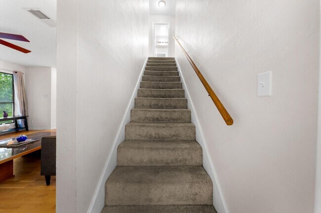 Building Photo - 3222 Tamarron Blvd