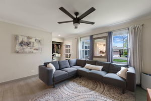 Building Photo - 5045 Rochester Dr