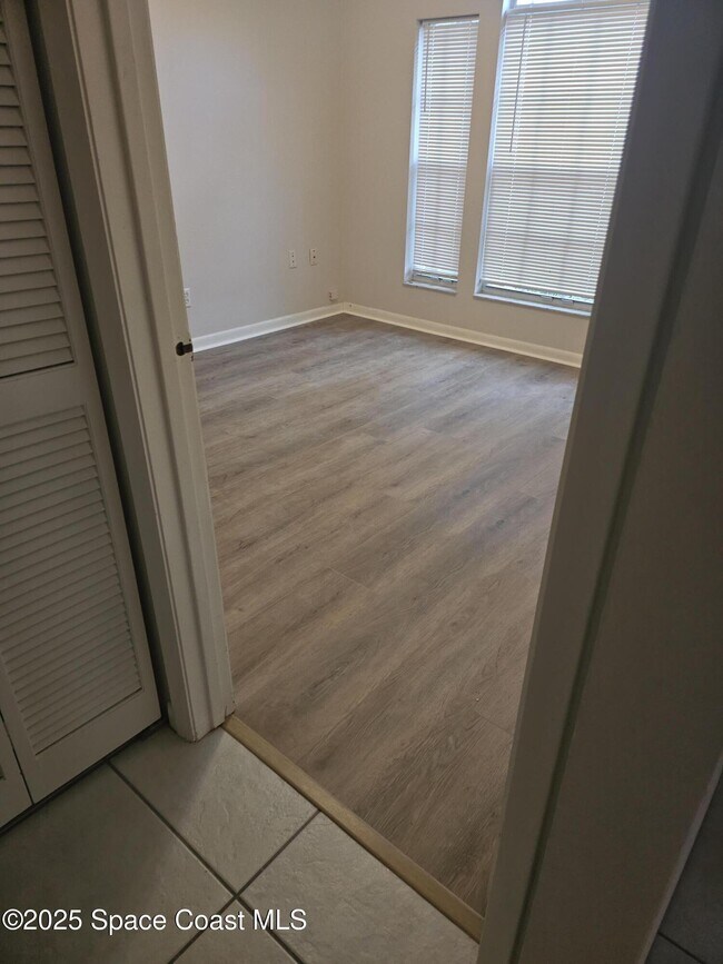Building Photo - 4533 Rivermist Dr