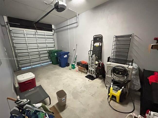 Building Photo - 12716 SW 131st Terrace