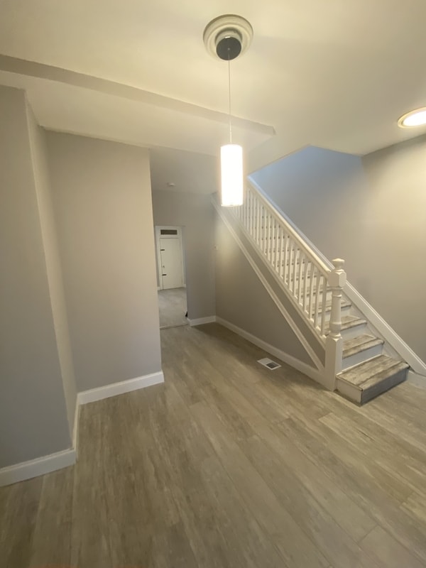 Building Photo - 424 Ilchester Ave