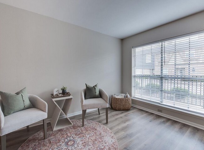 Building Photo - 14333 Memorial Dr