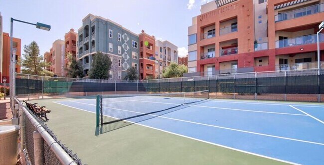 Building Photo - 27 E Agate Ave