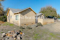 Building Photo - 7937 Endow Rd S