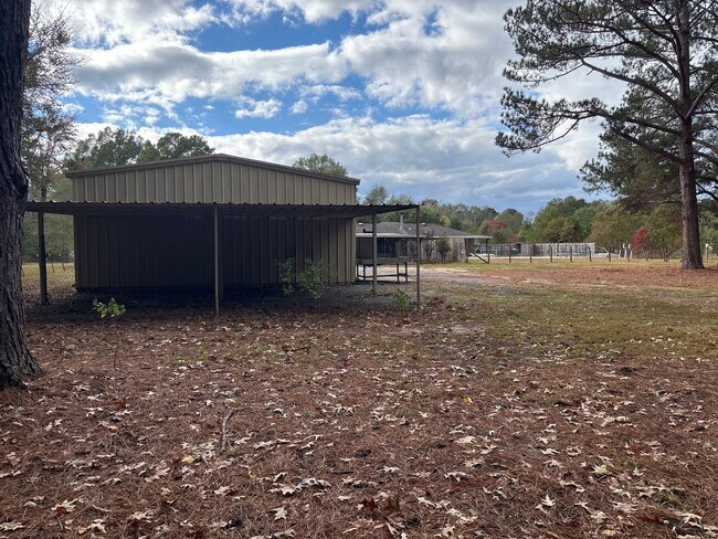Building Photo - Spectacular